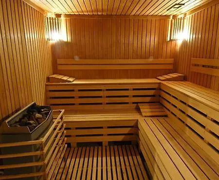 阿尔考克拉尔区酒店 酒店